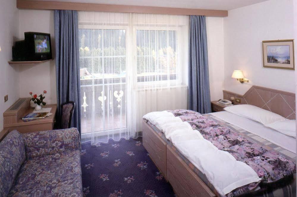 Hotel Villa Mozart 포자 디 파사 외부 사진